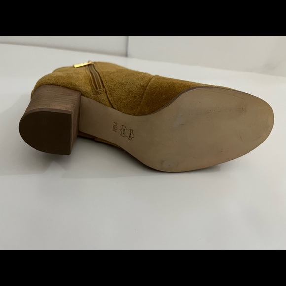 Tory Burch Shoes ~Tory Burch Suede Bootie ~Color: Tan ~Size: 7.5 - Picture 6 of 10